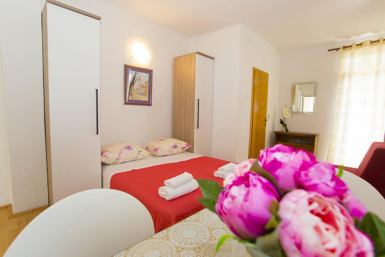 Apartments Blazevic Makarska Exterior foto