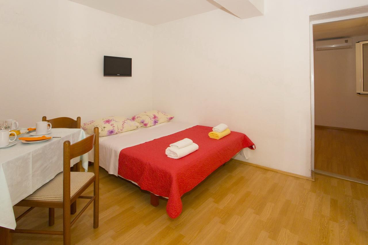 Apartments Blazevic Makarska Exterior foto